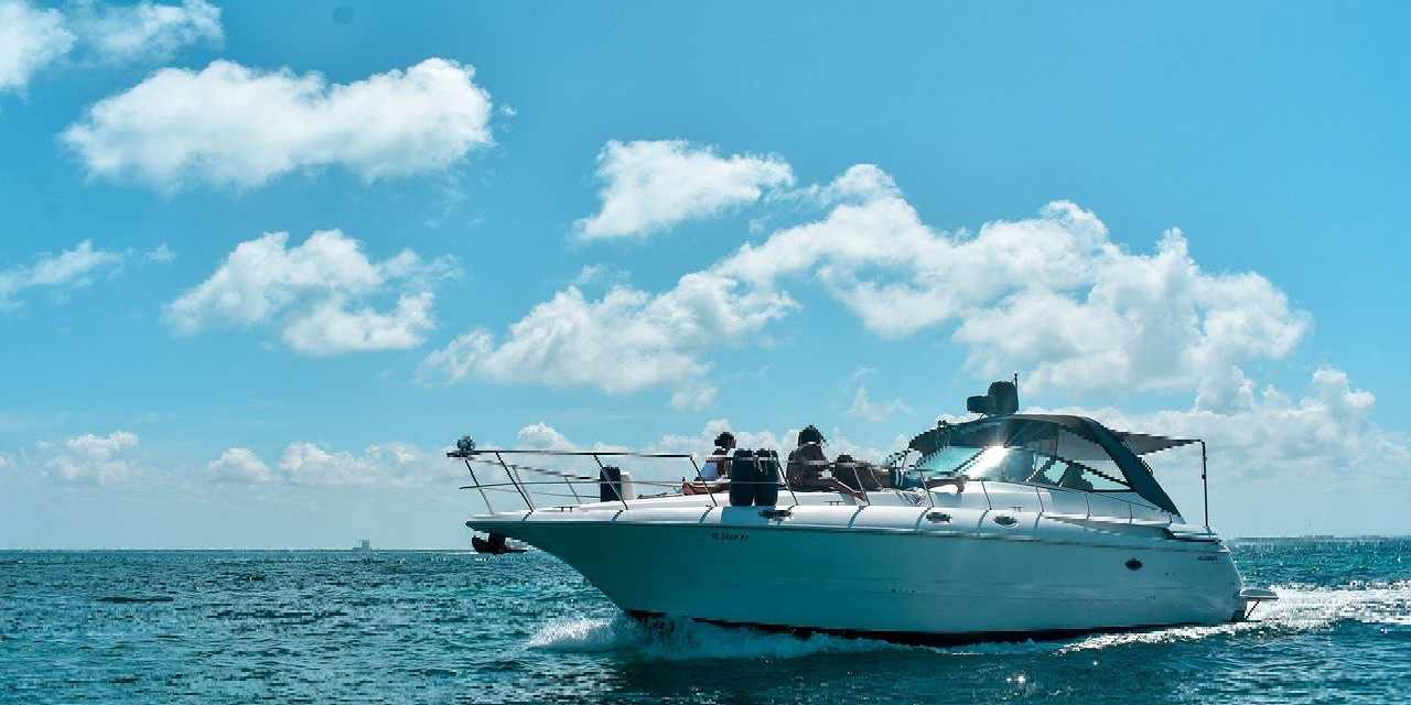 Prime Spots For a Perfect Day of Boating in South Florida
